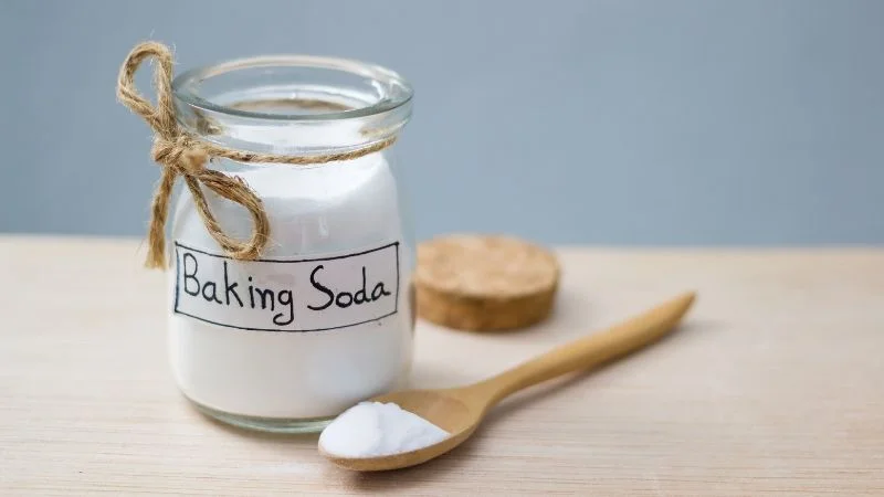 Ảnh 2: Baking soda là lựa chọn hoàn hảo nhất để giặt thảm mà không gây hại cho sức khỏe