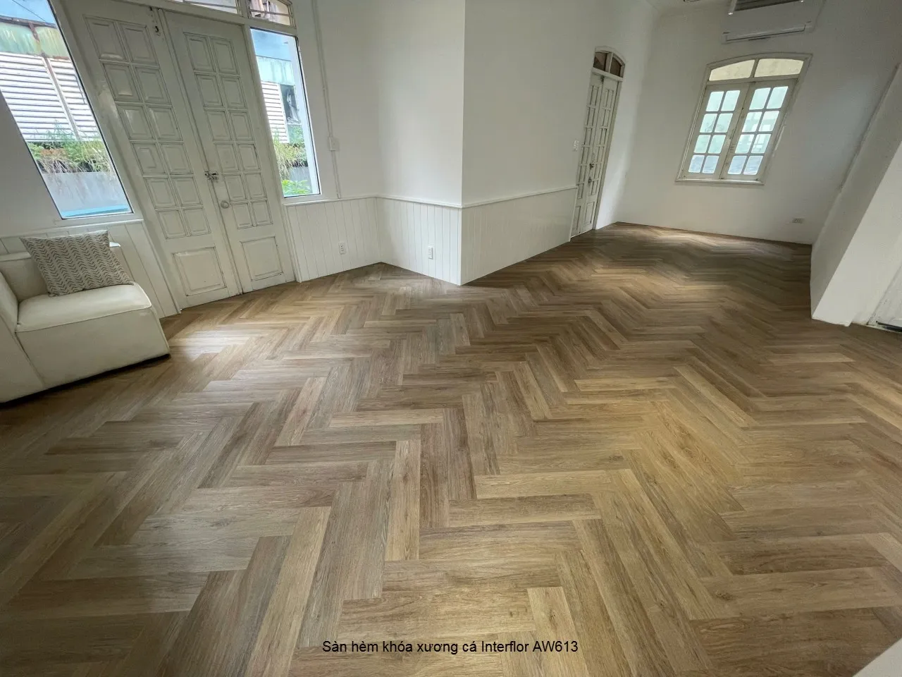 Sàn Vinyl Hèm Khóa AW613