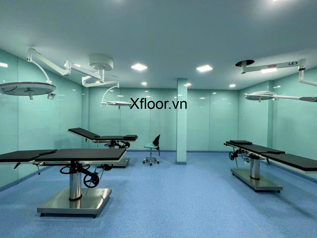 Sàn vinyl bệnh viện màu xanh blue